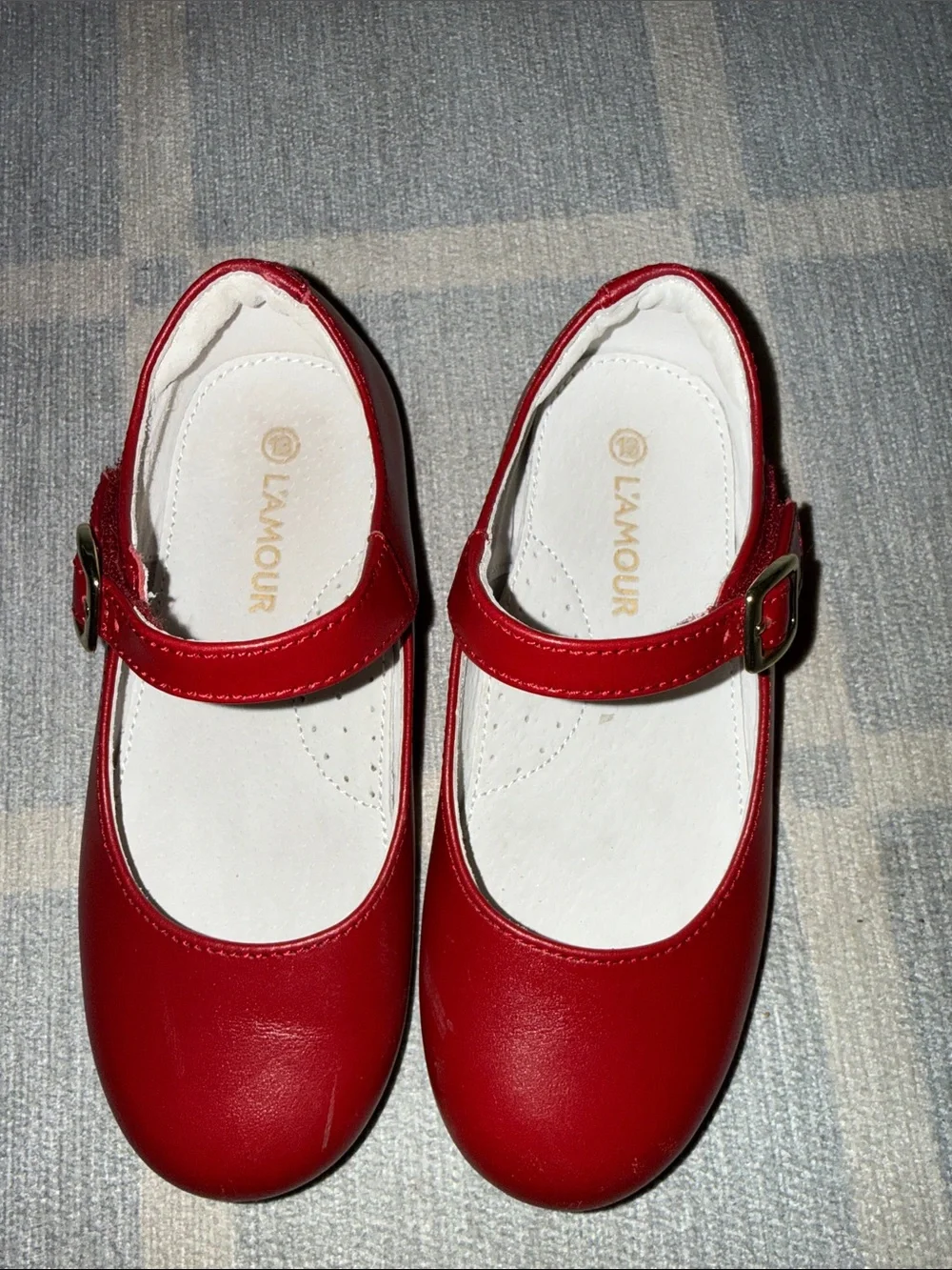 L’AMOUR girls red shoes
